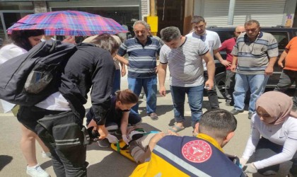 Motosikletin çarptığı yaşlı adam yaralandı