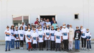 Öğrenciler katı atık entegre tesisini gezdi