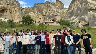Öğrenciler yılın stresini Kapadokyada attı