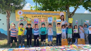 Okuldaki takas pazarıyla aşırı tüketimin önüne geçtiler