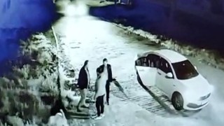 Önce darp edildi, sonra silahla vuruldu: O anlar güvenlik kamerasına yansıdı