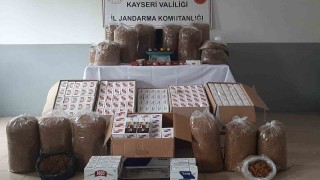 Operasyon düzenlenen evde 64 bin 600 adet boş makaron bulundu