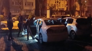 Otomobilin çarptığı kadın hayatını kaybetti