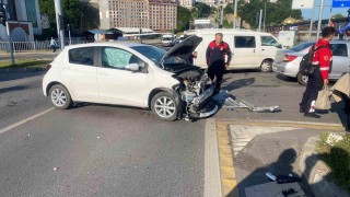 Otomobiller çarpıştı, 1 yaralı