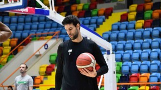 P. Karşıyakanın Troy Selim Şav transferine sakatlık engeli