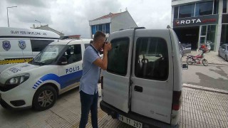 Park halindeki araca kurşun isabet etti