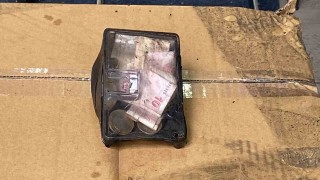 Pizza dükkanı küle döndü, sadaka kutusundaki paralar zarar görmedi