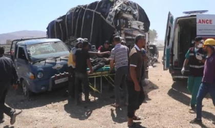 Rusya, İdlib’de sebze pazarını vurdu: 9 ölü, 30 yaralı