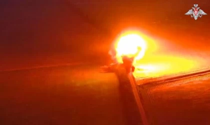 Rusya, Ukrayna ordusuna ait cephaneliği böyle vurdu