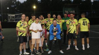 Sağlık çalışanları turnuvada ter döktü