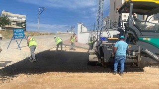 Şahinbeyde havalar ısında asfalt çalışmaları hız kazandı
