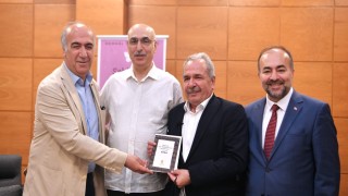 Şair Ahmet Meydandan musikili şiir şöleni