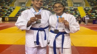 Salihlili milli judocular Kılkış ve Delibay, Balkan Şampiyonasında