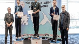 Samsunlu buz pateni sporcularından derece