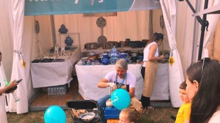 Sanatçı Ali Kaya, Hollandada Kütahya çinisini tanıttı