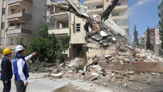 Şanlıurfada depremin izleri siliniyor