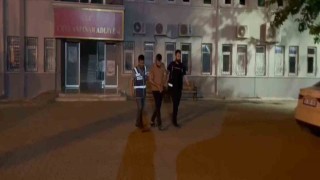 Şanlıurfada uyuşturucu ticaretinden aranan zanlı yakalandı