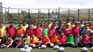 Sarızda futbola yoğun ilgi