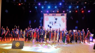 SCÜ Veteriner Fakültesinde mezuniyet coşkusu