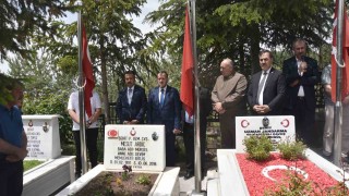 Şehit Mesut Ardıç kabri başında anıldı