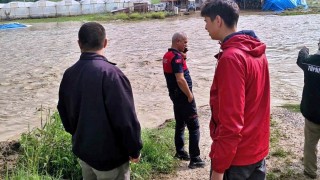 Selden zarar gören Gediz Ilıcasu köyünde hasar tespit çalışması