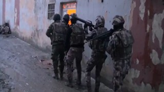 Şırnak merkezli 7 ilde çukur-barikat terör operasyonu: 15 kişi tutuklandı