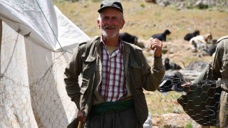 Şırnakta vatandaşlar kuzu kırpmaya başladı