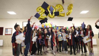 Sivasta 125 bin 269 öğrenci karne heyecanı yaşadı