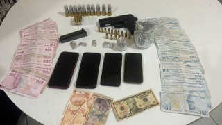 Siverekte uyuşturucu tacirlerine operasyon: 10 gözaltı