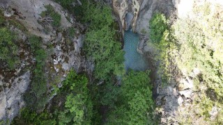 Spil Dağındaki Saklı Kanyon dron ile görüntülendi