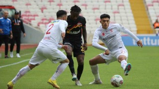 Spor Toto Süper Lig: DG Sivasspor: 1 - Kayserispor: 1 (İlk yarı)