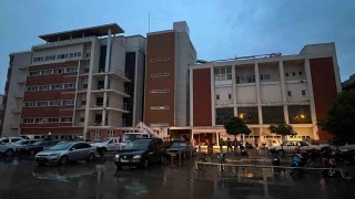 Su basan Akhisar Devlet Hastanesinden tahliye edilen hasta sayısı 62ye yükseldi