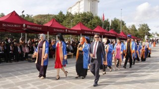 Sungurlu MYOda mezuniyet töreni