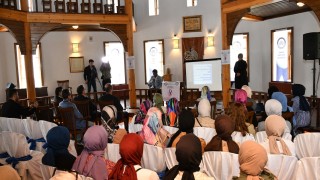 Taş Mescitte kadına yönelik şiddetle mücadeleye manevi değerlerle dikkat çekildi