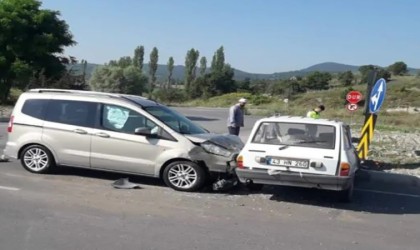 Tavşanlıda trafik kazası: 5 yaralı