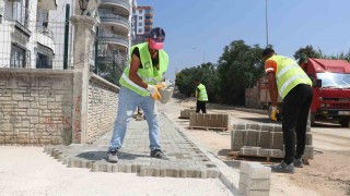 Toroslarda yollar kilit parke ile yenileniyor