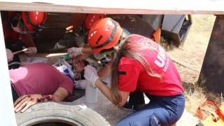 UMKEye katılan 36 kursiyer gerçeği aratmayan tatbikata tabi tutuldu