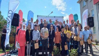 Üreticilere ‘aronia fidanı dağıtıldı