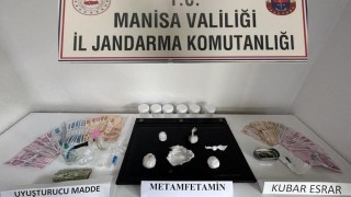 Uşaktan Salihliye uyuşturucu sevkiyatına jandarma engeli