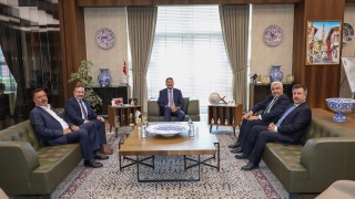 Vali Çelik, Fatih Çalışkan ve Hüseyin Doğan ile görüştü