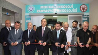 Vali Türker Öksüz, Onkoloji Servisinin açılışını yaptı
