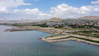 Van Gölünden 1 milyon metreküp dip çamuru çıkarıldı