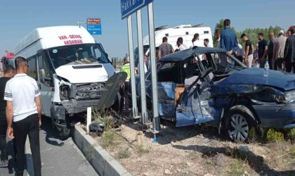 Vanda trafik kazası: 5 yaralı