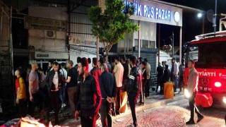 Vandaki Büyük Rus Pazarında korkutan yangın