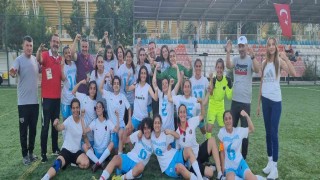 Vanlı kızlar Play-Off ilk turunda gülen taraf oldu