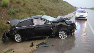 Yağış kazaya neden oldu, 3 kişi yaralandı