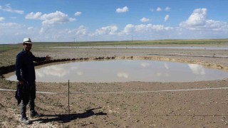 Yağmur suları obruğu doldurdu