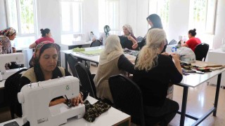 Yeni yapılan kültür merkezine yoğun ilgi