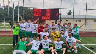 Yeniköyspor şampiyonluğa göz kırptı