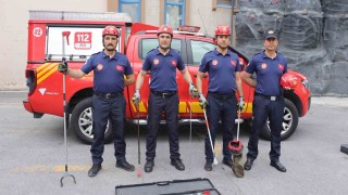 Yılanların korkulu rüyası: Yılan kurtarma timi